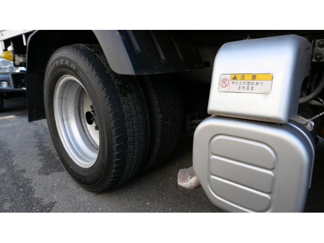 デュトロ ２トン平ボディー　４ＷＤ（19枚目）