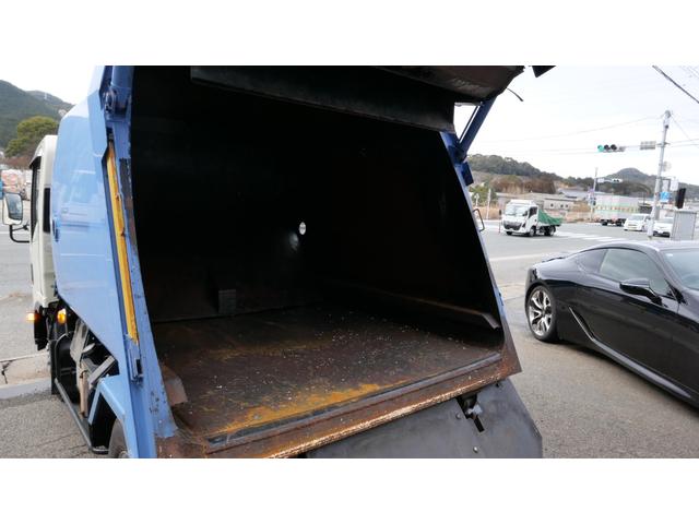 エルフトラック ２トンプレス式塵芥車　４．１立米（15枚目）