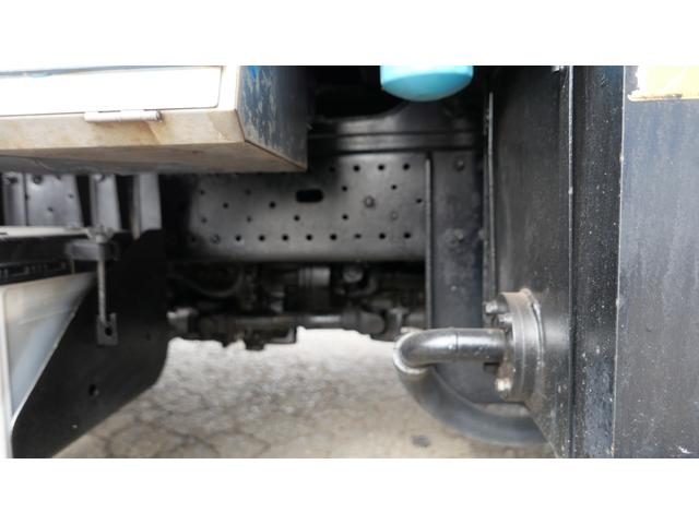 エルフトラック ２トンプレス式塵芥車　４．１立米（18枚目）