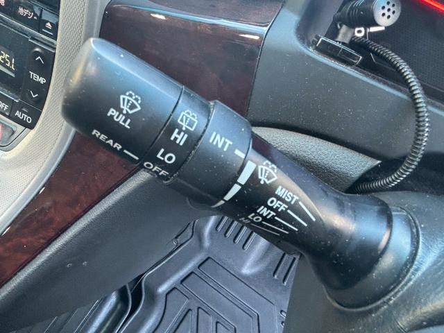 ヴェルファイア ２．４Ｚ　グリルモデリスタ　ＴＶ＆ナビ　後席モニター　バックカメラ　プッシュスタート　キーレスエントリー　スマートキー　ＥＴＣ　両側電動スライドドア　３列シート　アルミホイール（11枚目）