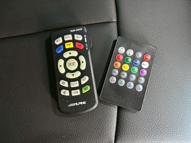 ヴェルファイア ２．４Ｚ　グリルモデリスタ　ＴＶ＆ナビ　後席モニター　バックカメラ　プッシュスタート　キーレスエントリー　スマートキー　ＥＴＣ　両側電動スライドドア　３列シート　アルミホイール（44枚目）