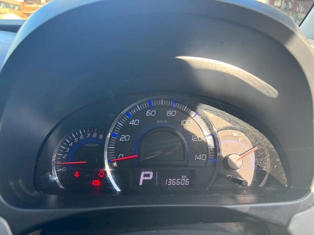 ワゴンＲ ＦＸリミテッドＩＩ　ＥＴＣ　スマートキー　キーレスエントリー　盗難防止システム　ＣＤ再生可　衝突安全ボディ　エアバック　エアコン　パワーステアリング　パワーウィンドウ　アルミホイール（9枚目）