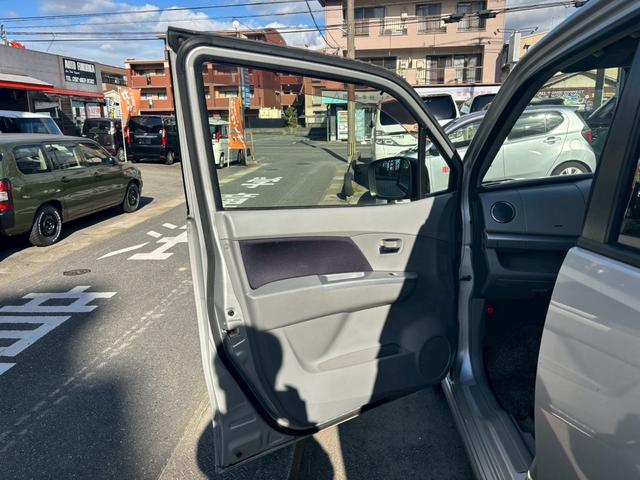 ワゴンＲ ＦＸリミテッドＩＩ　ＥＴＣ　スマートキー　キーレスエントリー　盗難防止システム　ＣＤ再生可　衝突安全ボディ　エアバック　エアコン　パワーステアリング　パワーウィンドウ　アルミホイール（26枚目）