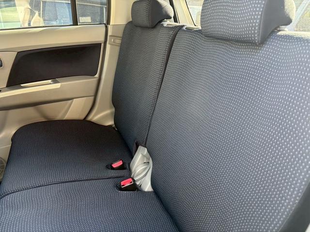 ワゴンＲ ＦＸリミテッドＩＩ　ＥＴＣ　スマートキー　キーレスエントリー　盗難防止システム　ＣＤ再生可　衝突安全ボディ　エアバック　エアコン　パワーステアリング　パワーウィンドウ　アルミホイール（31枚目）