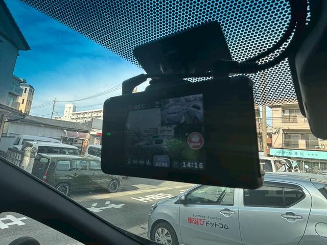 アルファードハイブリッド エグゼクティブラウンジ　ＴＶ＆ナビ　革シート　パワーシート　バックカメラ　後席モニター　アダプティブクルーズコントロール　電動リアゲート　両側電動スライドドア　ＥＴＣ　キーレスエントリー　スマートキー　４ＷＤ　全周囲カメラ（30枚目）