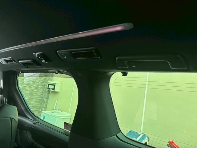 アルファードハイブリッド エグゼクティブラウンジ　ＴＶ＆ナビ　革シート　パワーシート　バックカメラ　後席モニター　アダプティブクルーズコントロール　電動リアゲート　両側電動スライドドア　ＥＴＣ　キーレスエントリー　スマートキー　４ＷＤ　全周囲カメラ（67枚目）