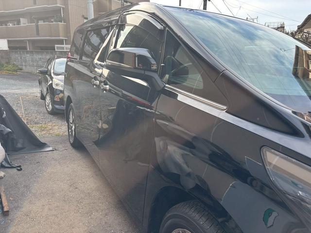 アルファードハイブリッド エグゼクティブラウンジ　ＴＶ＆ナビ　革シート　パワーシート　バックカメラ　後席モニター　アダプティブクルーズコントロール　電動リアゲート　両側電動スライドドア　ＥＴＣ　キーレスエントリー　スマートキー　４ＷＤ　全周囲カメラ（75枚目）