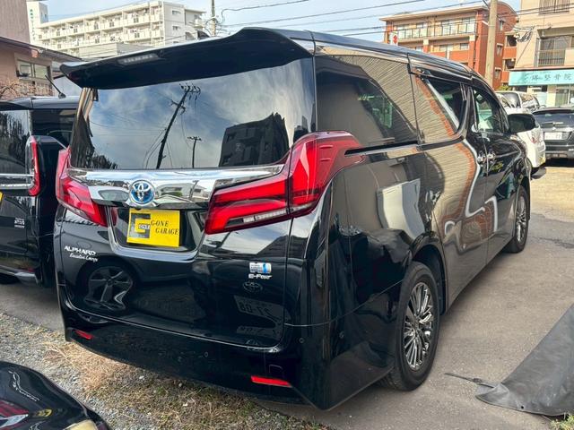 アルファードハイブリッド エグゼクティブラウンジ　ＴＶ＆ナビ　革シート　パワーシート　バックカメラ　後席モニター　アダプティブクルーズコントロール　電動リアゲート　両側電動スライドドア　ＥＴＣ　キーレスエントリー　スマートキー　４ＷＤ　全周囲カメラ（76枚目）