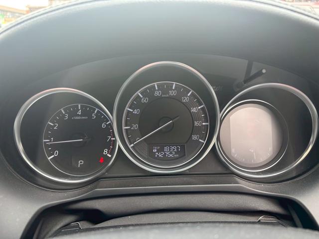 アテンザセダン ２５Ｓ　Ｌパッケージ　ＥＴＣ　ＴＶ＆ナビ　アダプティブクルーズコントロール　キーレスエントリー　スマートキー　パワーシート　バックカメラ　革シート　アルミホイール　ＨＩＤヘッドライト　アイドリングストップ　エアバック（12枚目）