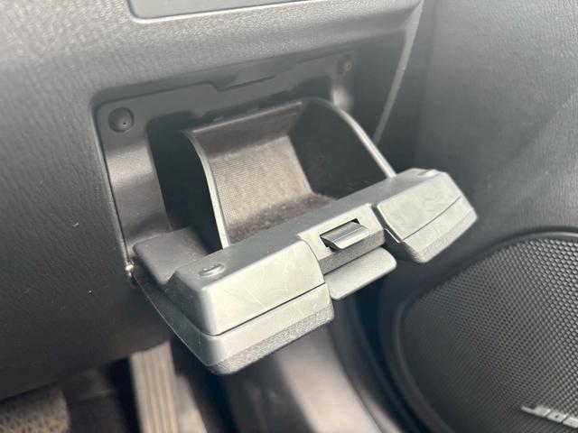 アテンザセダン ２５Ｓ　Ｌパッケージ　ＥＴＣ　ＴＶ＆ナビ　アダプティブクルーズコントロール　キーレスエントリー　スマートキー　パワーシート　バックカメラ　革シート　アルミホイール　ＨＩＤヘッドライト　アイドリングストップ　エアバック（14枚目）