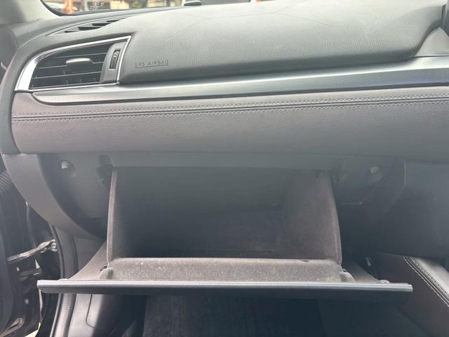 アテンザセダン ２５Ｓ　Ｌパッケージ　ＥＴＣ　ＴＶ＆ナビ　アダプティブクルーズコントロール　キーレスエントリー　スマートキー　パワーシート　バックカメラ　革シート　アルミホイール　ＨＩＤヘッドライト　アイドリングストップ　エアバック（33枚目）