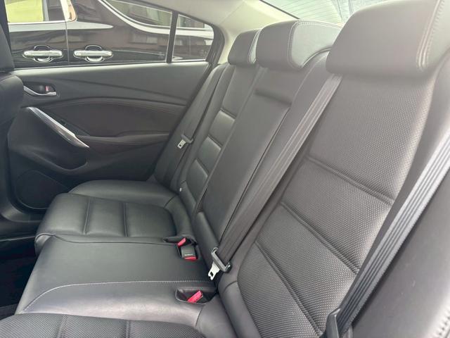 アテンザセダン ２５Ｓ　Ｌパッケージ　ＥＴＣ　ＴＶ＆ナビ　アダプティブクルーズコントロール　キーレスエントリー　スマートキー　パワーシート　バックカメラ　革シート　アルミホイール　ＨＩＤヘッドライト　アイドリングストップ　エアバック（42枚目）