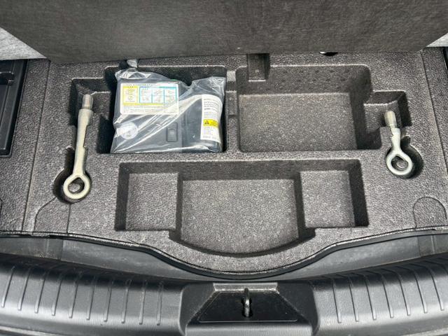 アテンザセダン ２５Ｓ　Ｌパッケージ　ＥＴＣ　ＴＶ＆ナビ　アダプティブクルーズコントロール　キーレスエントリー　スマートキー　パワーシート　バックカメラ　革シート　アルミホイール　ＨＩＤヘッドライト　アイドリングストップ　エアバック（46枚目）