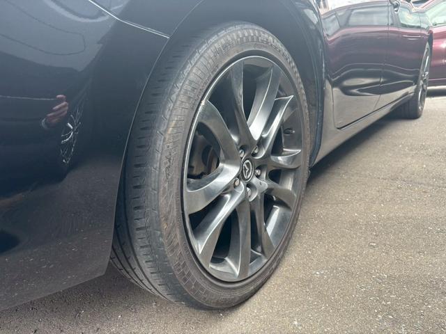 アテンザセダン ２５Ｓ　Ｌパッケージ　ＥＴＣ　ＴＶ＆ナビ　アダプティブクルーズコントロール　キーレスエントリー　スマートキー　パワーシート　バックカメラ　革シート　アルミホイール　ＨＩＤヘッドライト　アイドリングストップ　エアバック（68枚目）