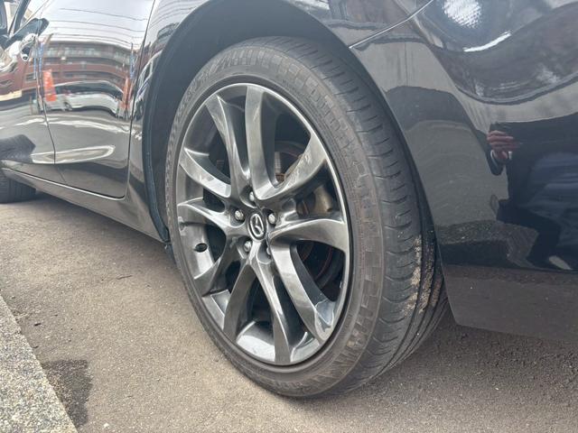 アテンザセダン ２５Ｓ　Ｌパッケージ　ＥＴＣ　ＴＶ＆ナビ　アダプティブクルーズコントロール　キーレスエントリー　スマートキー　パワーシート　バックカメラ　革シート　アルミホイール　ＨＩＤヘッドライト　アイドリングストップ　エアバック（69枚目）