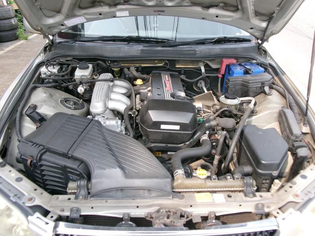 アルテッツァ ＲＳ２００　Ｚエディション　６速ミッション　３Ｓエンジン　純正アルミホイール　社外足回り　社外ＨＩＤヘッドライト　社外オーディオ　ＥＴＣ　タイミングベルト交換済み（12枚目）