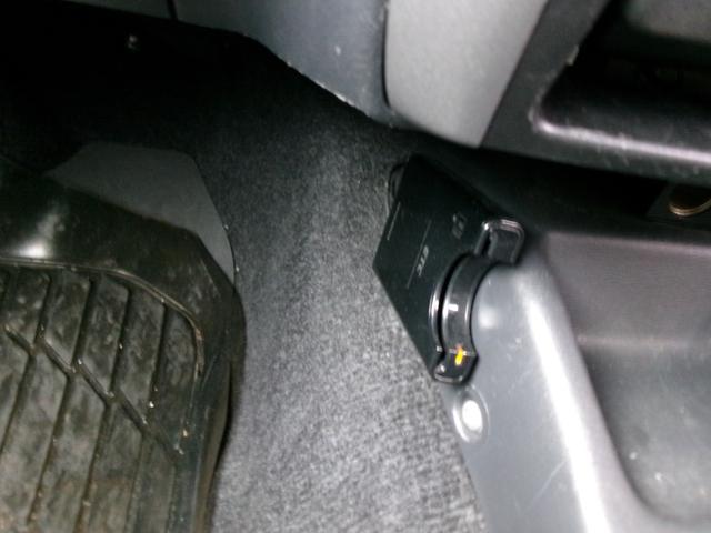 ジムニー ワイルドウインド　５速ＭＴ　リフトアップ　社外ＨＫＳマフラー　純正アルミホイール　社外ナビ　地デジＴＶ　Ｂカメラ　前後ドライブレコーダー　タイミングチェーン（11枚目）