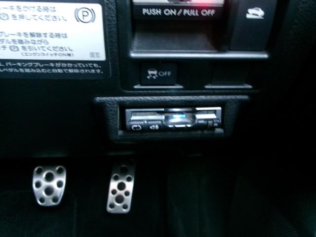 レガシィツーリングワゴン ２．５ＧＴ　Ｓパッケージ　６速ミッション　純正アルミホイール　社外ＨＤＤナビ　フルセグＴＶ　Ｂカメラ　ＨＩＤヘッドライト　スマートキー　プッシュスタート　タイミングベルト交換済み（12枚目）