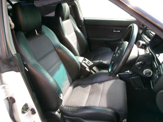 レガシィツーリングワゴン ＧＴ－ＢリミテッドＩＩ　５速ＭＴ　社外アルミ　社外マフラー　車高調　エアロパーツ　ＳＴｉブーストコントローラー　ＨＩＤヘッドライト　ＨＤＤナビ　フルセグＴＶ　タイミングベルト交換済み（7枚目）