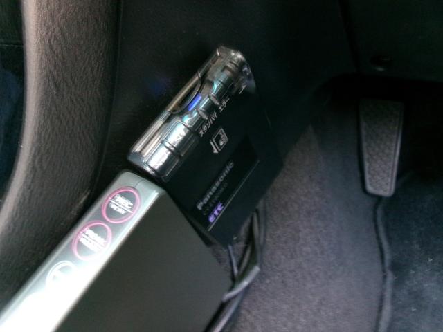 レガシィツーリングワゴン ＧＴ－ＢリミテッドＩＩ　５速ＭＴ　社外アルミ　社外マフラー　車高調　エアロパーツ　ＳＴｉブーストコントローラー　ＨＩＤヘッドライト　ＨＤＤナビ　フルセグＴＶ　タイミングベルト交換済み（15枚目）