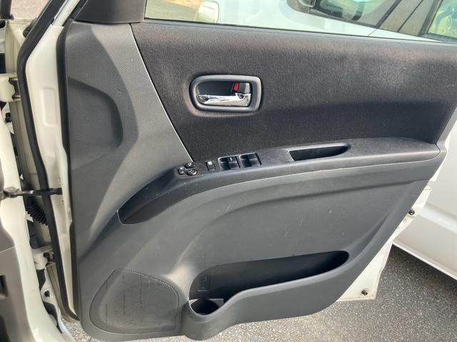 ソリオバンディット ＤＪＥ　レーダーブレーキサポートＩＩ　ナビテレビ　両側パワースライドドア　チェーンベルト　スマートキー　プッシュスタート　セキュリティー　アイドリングストップ（32枚目）