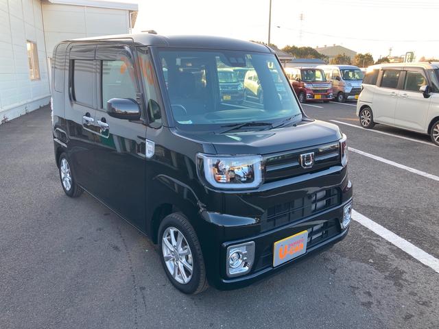 LリミテッドSAIII 両側パワースライドドア パノラマモニター対応(5枚目)