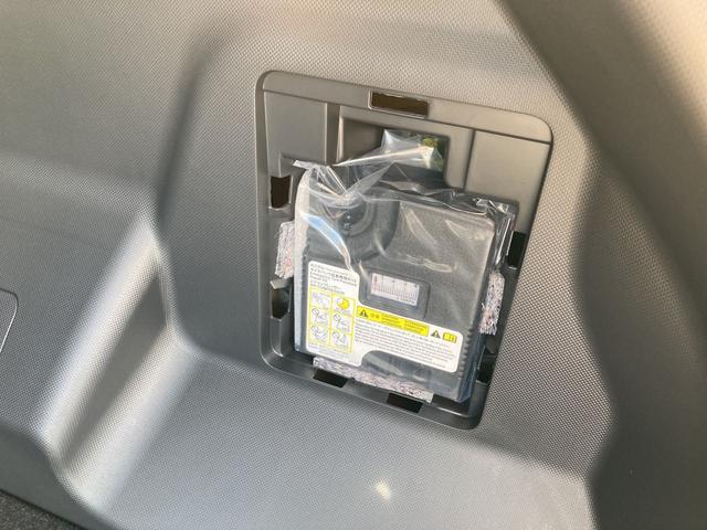 G 運転席助手席シートヒーター 純正17インチアルミホイール キーフリー コーナーセンサー(35枚目)