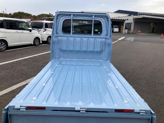 スタンダード 4WD 5速マニュアル車 エアコンパワステ付き 運転席助手席サンバイザー付き ヘッドライトレベリング機能 ワイドCDラジオチューナー付き(41枚目)