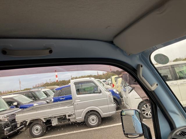 スタンダード 4WD 5速マニュアル車 エアコンパワステ付き 運転席助手席サンバイザー付き ヘッドライトレベリング機能 ワイドCDラジオチューナー付き(51枚目)