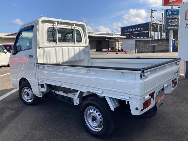 スタンダードSAIIIt 4WD 5速マニュアル車 エアコンパワステ付き スピーカー付き純正ラジオデッキ ヘッドライトレベリング機能 コーナーセンサー(11枚目)