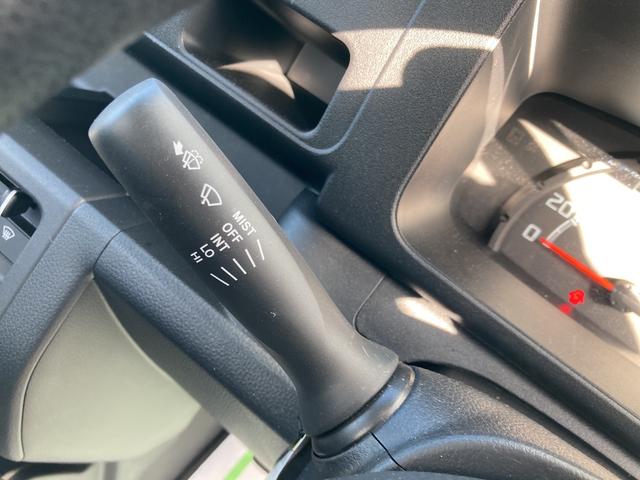 スタンダードSAIIIt 4WD 5速マニュアル車 エアコンパワステ付き スピーカー付き純正ラジオデッキ ヘッドライトレベリング機能 コーナーセンサー(18枚目)