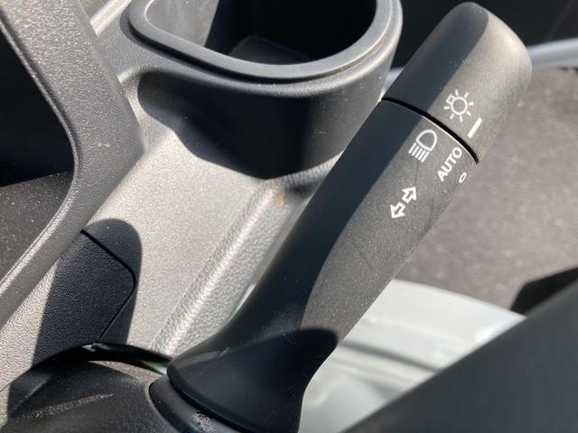 スタンダードSAIIIt 4WD 5速マニュアル車 エアコンパワステ付き スピーカー付き純正ラジオデッキ ヘッドライトレベリング機能 コーナーセンサー(19枚目)