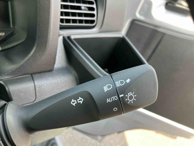 ハイゼットトラック スタンダード　農用スペシャル　ワンオーナー　走行距離無制限１２ヶ月保証付き　レーンキープアシスト　整備記録簿　ＰＳ　運転席エアバック　エアコン付　センターデフロック　禁煙　オートハイビーム　衝突被害軽減システム　４ＷＤ　オートライト　１オーナー（20枚目）