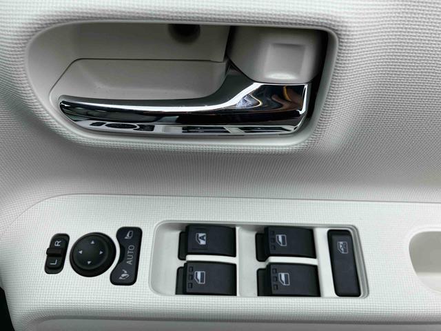ムーヴキャンバス ストライプスＧ　ワンオーナー　走行距離無制限１２ヶ月保証付き　両側パワードア　スマートキーＰスタート　軽減ブレーキ　禁煙　リアカメラ　セキュリティ　ＬＥＤライト　レーンキープ　オートＬＥＤ　シ－トヒ－タ－　キーフリーシステム（32枚目）