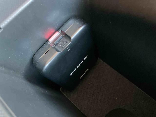 ロッキー Ｇ　走行距離無制限１２ヶ月保証付き　アイストップ　追従走行　車線逸脱警告　ブルートゥース　ＥＴＣ車載器　イモビ　ＵＳＢ　タ－ボ　整備記録簿　誤発進抑制機能　ＡＵＴＯライト　オートマチックハイビーム　ナビ（20枚目）