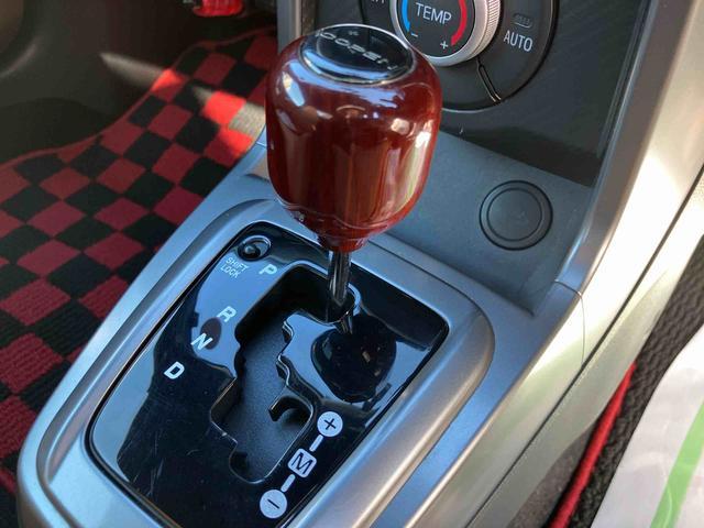 コペン セロ　走行距離無制限１２ヶ月保証付き　ナビ付　スマキー　ＢＴオーディオ　ＵＳＢ接続　記録簿　ＤＶＤ再生可　アルミ　禁煙　横滑り防止機能　ＥＴＣ車載器　メモリナビ　キ－レス　エアバック　ＡＢＳ　ターボ　イモビ（17枚目）