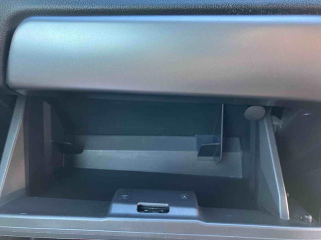 コペン セロ　走行距離無制限１２ヶ月保証付き　ナビ付　スマキー　ＢＴオーディオ　ＵＳＢ接続　記録簿　ＤＶＤ再生可　アルミ　禁煙　横滑り防止機能　ＥＴＣ車載器　メモリナビ　キ－レス　エアバック　ＡＢＳ　ターボ　イモビ（25枚目）