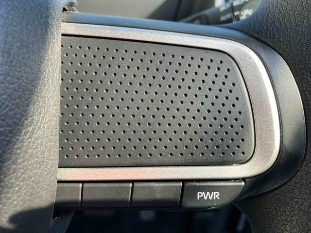 タント カスタムＸ　走行距離無制限１２ヶ月保証付き　衝突軽減ブレーキ　車線逸脱防止　Ｂｌｕｅｔｏｏｔｈオーディオ　アイドリングストップ機能　Ｂカメラ　ナビ　禁煙　盗難警報装置　ＬＥＤ　キーレスエントリー　オートＬＥＤ（21枚目）