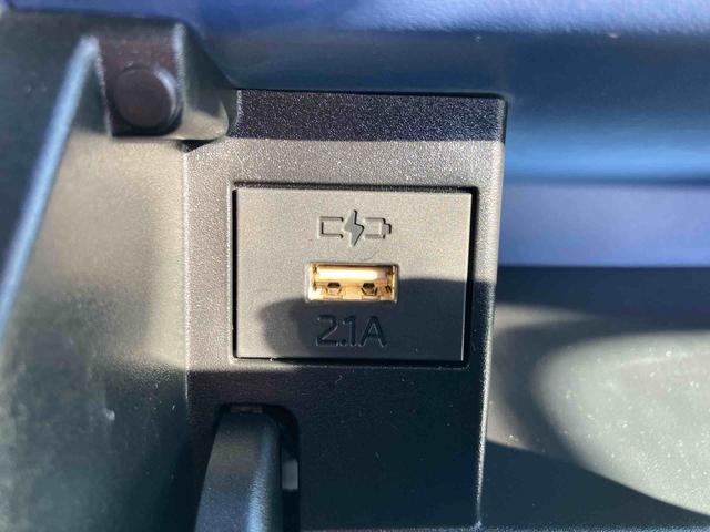 タント カスタムＸ　走行距離無制限１２ヶ月保証付き　衝突軽減ブレーキ　車線逸脱防止　Ｂｌｕｅｔｏｏｔｈオーディオ　アイドリングストップ機能　Ｂカメラ　ナビ　禁煙　盗難警報装置　ＬＥＤ　キーレスエントリー　オートＬＥＤ（25枚目）