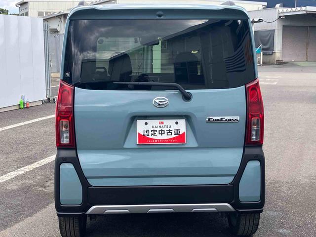 タント ファンクロスターボ　走行距離無制限１２ヶ月保証付き　ＬＥＤランプ　シートヒータ　衝突軽減ブレーキ　ＵＳＢ　Ｒカメラ　スマートキ　禁煙　ｉ－ｓｔｏｐ　車線逸脱警報　盗難警報装置　オートライト　アルミ　キーフリー　ターボ（13枚目）