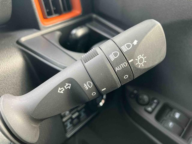 タント ファンクロスターボ　走行距離無制限１２ヶ月保証付き　ＬＥＤランプ　シートヒータ　衝突軽減ブレーキ　ＵＳＢ　Ｒカメラ　スマートキ　禁煙　ｉ－ｓｔｏｐ　車線逸脱警報　盗難警報装置　オートライト　アルミ　キーフリー　ターボ（24枚目）