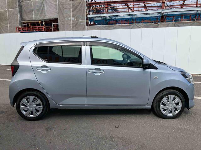 ミライース Ｘ　リミテッドＳＡＩＩＩ　走行距離無制限１２ヶ月保証付き　ナビゲーション搭載　ドライブレコーダー搭載　バックカメラ　アイドリングストップ車　コーナーセンサー　オートライト　オートハイビーム（10枚目）