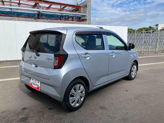 ミライース Ｘ　リミテッドＳＡＩＩＩ　走行距離無制限１２ヶ月保証付き　ナビゲーション搭載　ドライブレコーダー搭載　バックカメラ　アイドリングストップ車　コーナーセンサー　オートライト　オートハイビーム（15枚目）