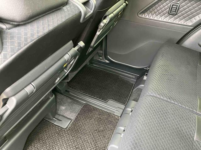 タント カスタムＸ　走行距離無制限１２ヶ月保証付き　衝突軽減ブレーキ　車線逸脱防止　Ｂｌｕｅｔｏｏｔｈオーディオ　アイドリングストップ機能　Ｂカメラ　ナビ　禁煙　盗難警報装置　ＬＥＤ　キーレスエントリー　オートＬＥＤ（39枚目）