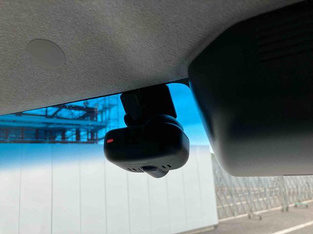 タント カスタムRS トップエディションVS SAIII 走行距離無制限12ヶ月保証付き Rカメラ Bluetoothオーディオ 両側オートスライドドア 禁煙 レーンアシスト シートヒータ オートハイビーム 記録簿 タ-ボ メモリーナビ DVD USB ナビ(7枚目)