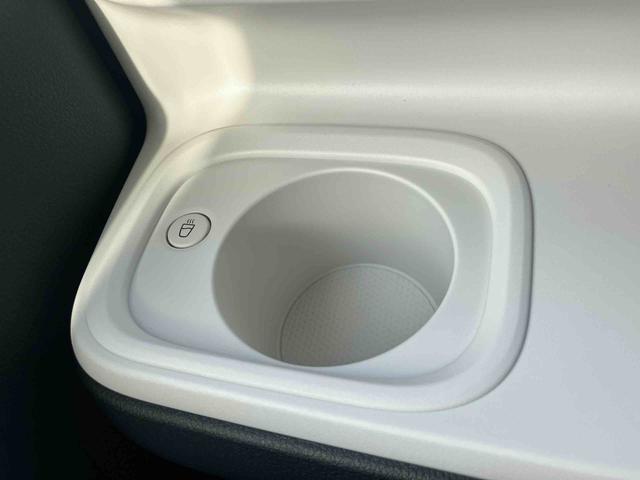 ご商談の際は営業スタッフのおります店舗をご案内させて頂きます。