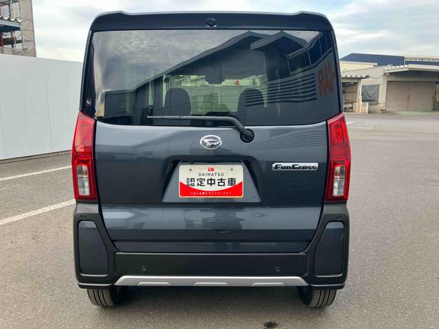 タント ファンクロスターボ　ワンオーナー　走行距離無制限１２ヶ月保証付き　ＬＥＤランプ　シートヒータ　衝突軽減ブレーキ　Ｒカメラ　スマートキ　禁煙　ｉ－ｓｔｏｐ　車線逸脱警報　１オーナー　盗難警報装置　オートライト　アルミ　キーフリー　ターボ（11枚目）