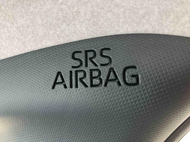 ムーヴキャンバス ストライプスGターボ ワンオーナー 走行距離無制限12ヶ月保証付き ACC レーダーブレーキ Bカメラ 1オーナー シートH 左右オートスライド オートハイビーム LEDヘッドライト ターボ車 スマートキー 記録簿 レーンキープ(30枚目)