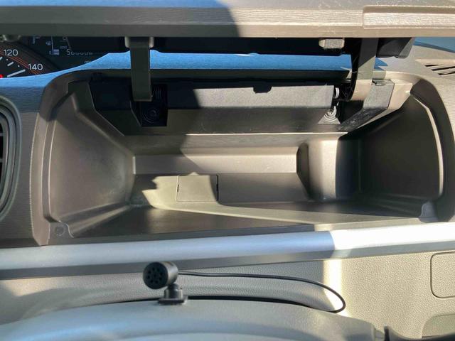 タント Ｘ　走行距離無制限１２ヶ月保証付き　ブルートゥースオーディオ　運転席助手席エアバック　禁煙　Ｓキー　アイドルストップ　ナビ付き　イモビライザー　ドラレコ　両側スライド片側電動ドア　点検記録簿　ＤＶＤ再生（22枚目）