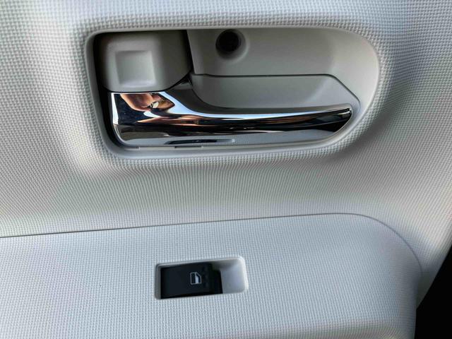 ムーヴキャンバス ストライプスＧ　ワンオーナー　走行距離無制限１２ヶ月保証付き　アイドルストップ　禁煙　Ｂカメラ　セキュリティアラーム　スマートキープッシュスタート　Ｓヒーター　キーフリーキー　ワンオーナー車　ＬＥＤライト　車線逸脱警報　安全ボディ（34枚目）